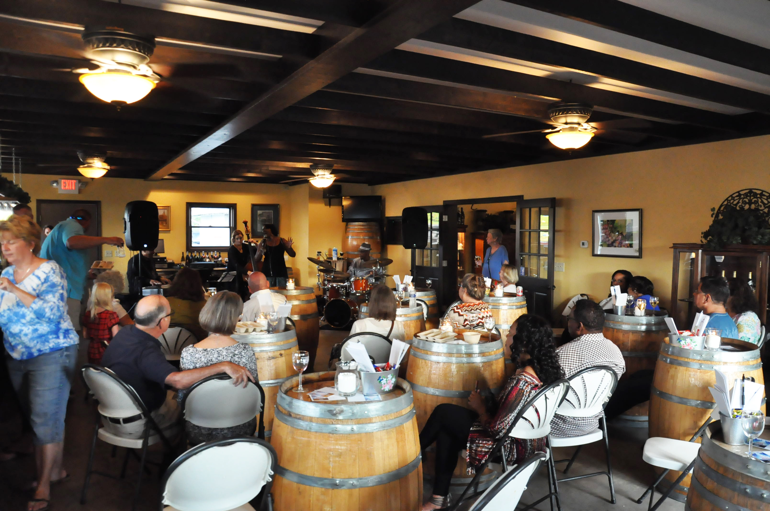Dsc 0037 lemon creek winery